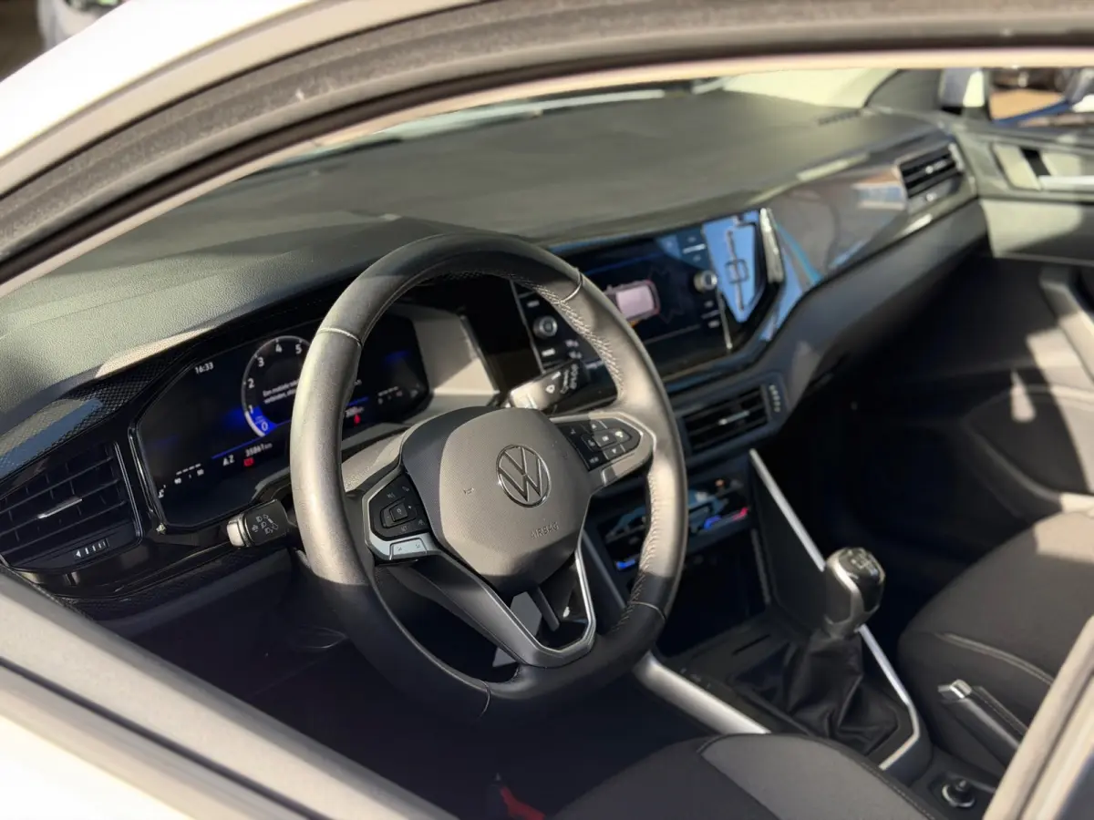 1.0 TSI Life Edition 2024 WIT NAVI NAP BTW!