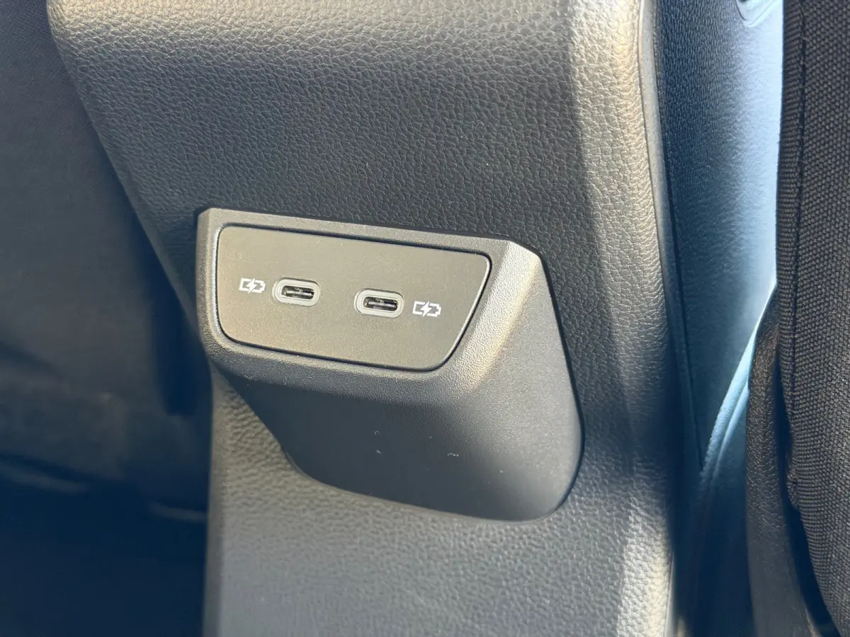 1.0 TSI Life Edition 2024 WIT NAVI NAP BTW!