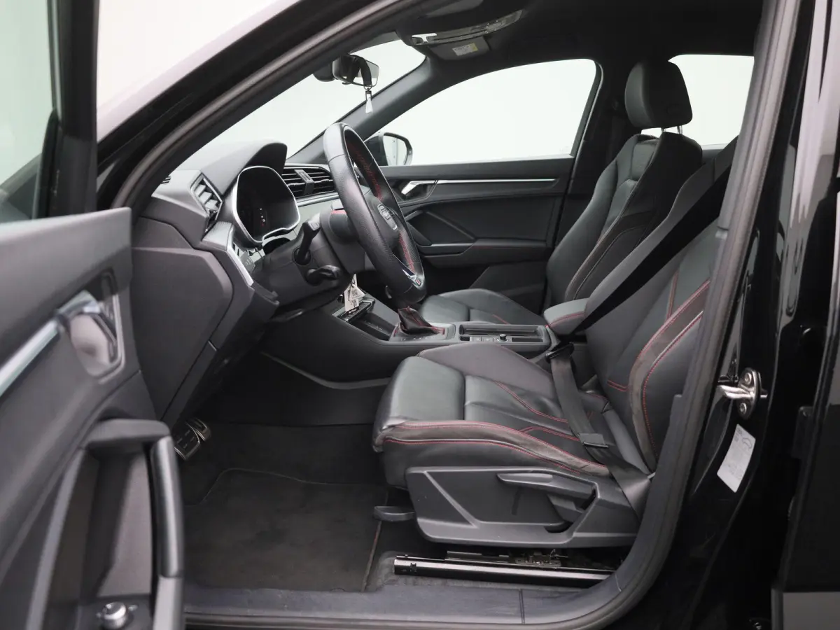 45 TFSI e S Edition 245 PK | S-line | Navigatie | Cruise Control | Sfeerverlichting | Automaat | Stoelverwarming | Audi Smartphone Interface | Lichtmetalen velgen |