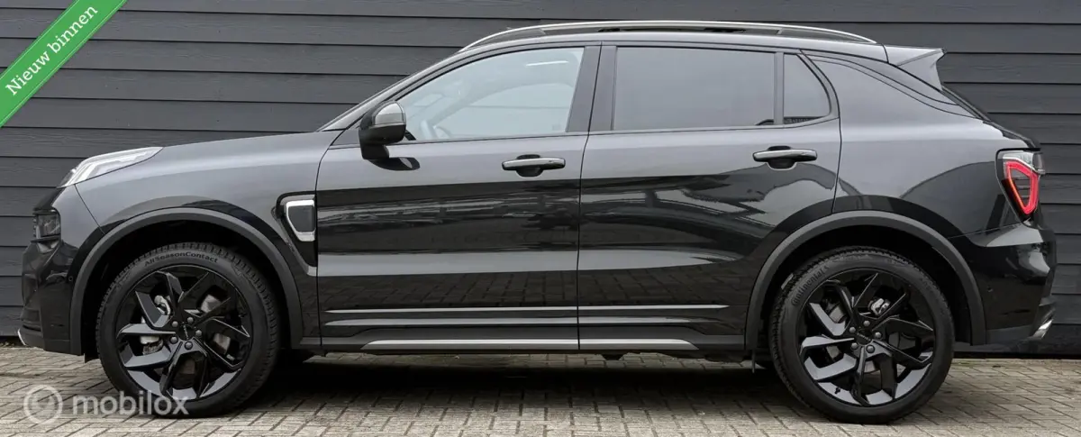 1.5 Full-Black/Zwarte hemel/Pano.dak/Camera/LED