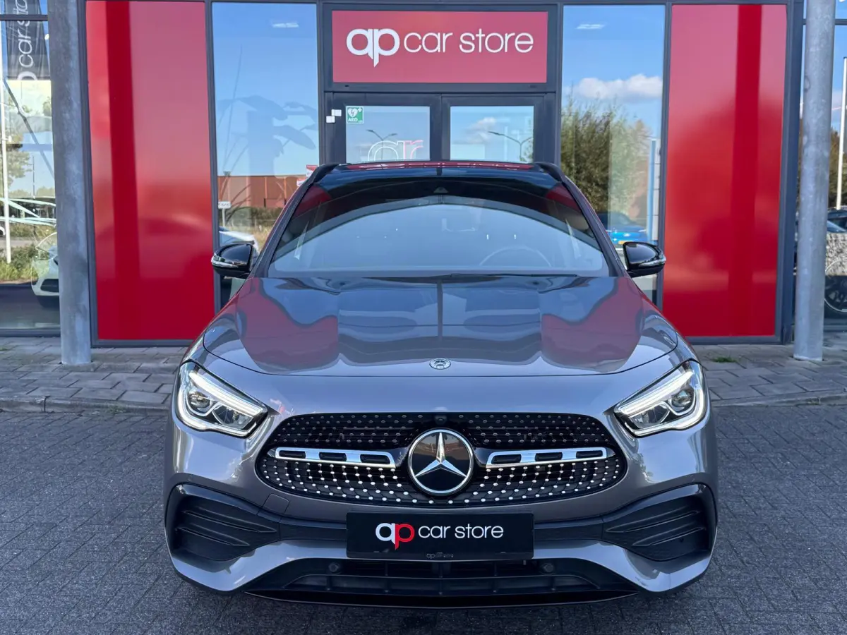 250 e AMG Line | Panorama | Camera | Parksens | Sfeerverlichting | Carplay | Keyless | BTW Auto