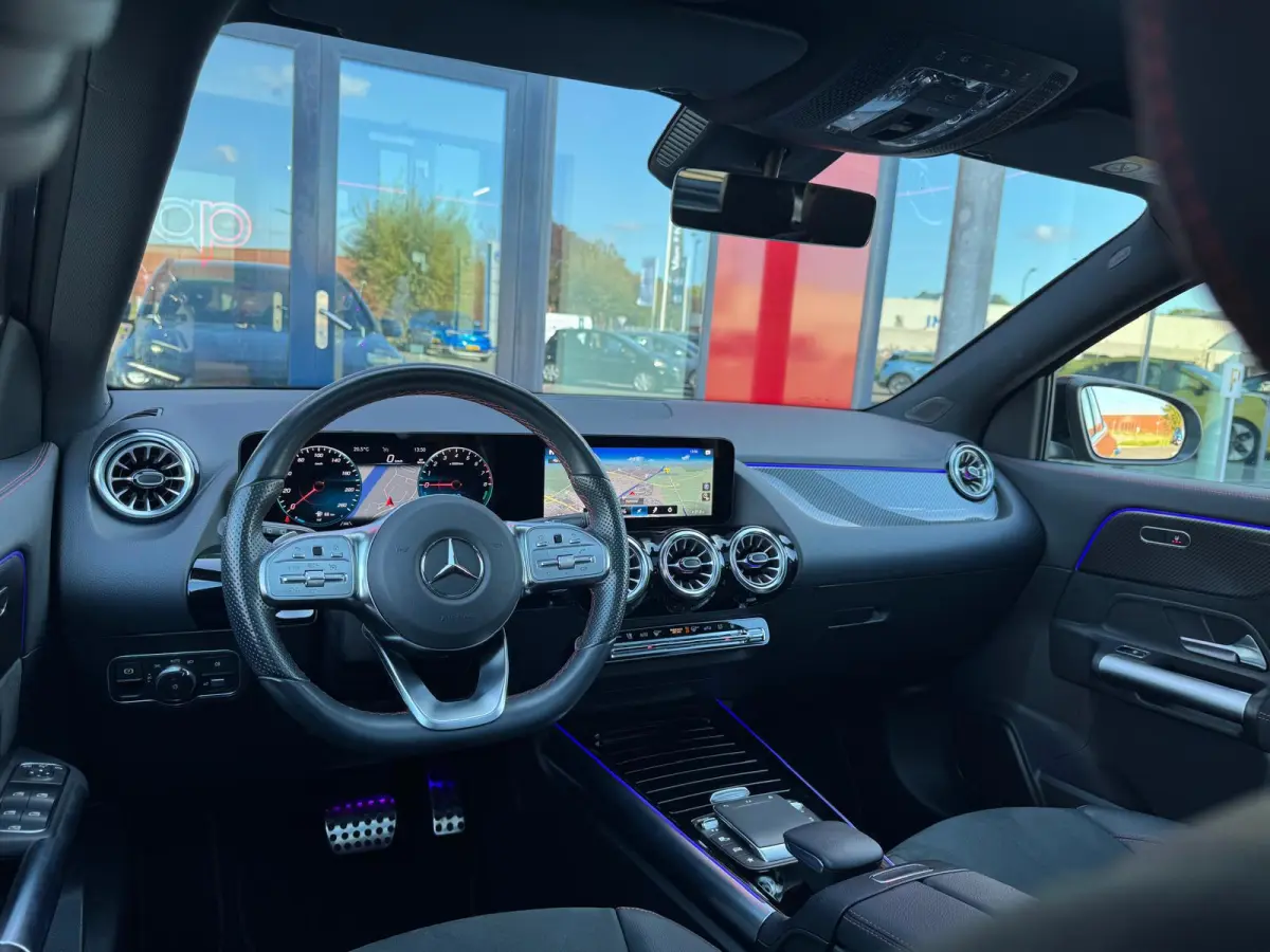 250 e AMG Line | Panorama | Camera | Parksens | Sfeerverlichting | Carplay | Keyless | BTW Auto