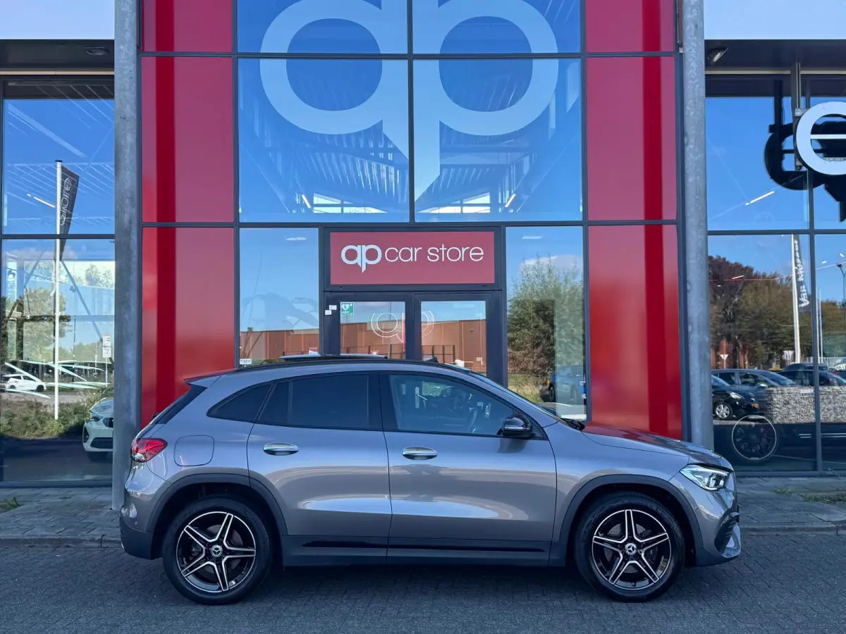 250 e AMG Line | Panorama | Camera | Parksens | Sfeerverlichting | Carplay | Keyless | BTW Auto