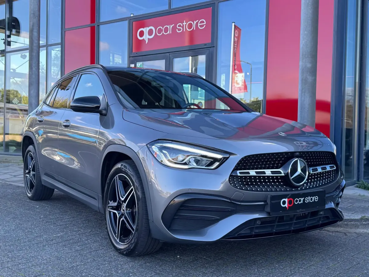 250 e AMG Line | Panorama | Camera | Parksens | Sfeerverlichting | Carplay | Keyless | BTW Auto