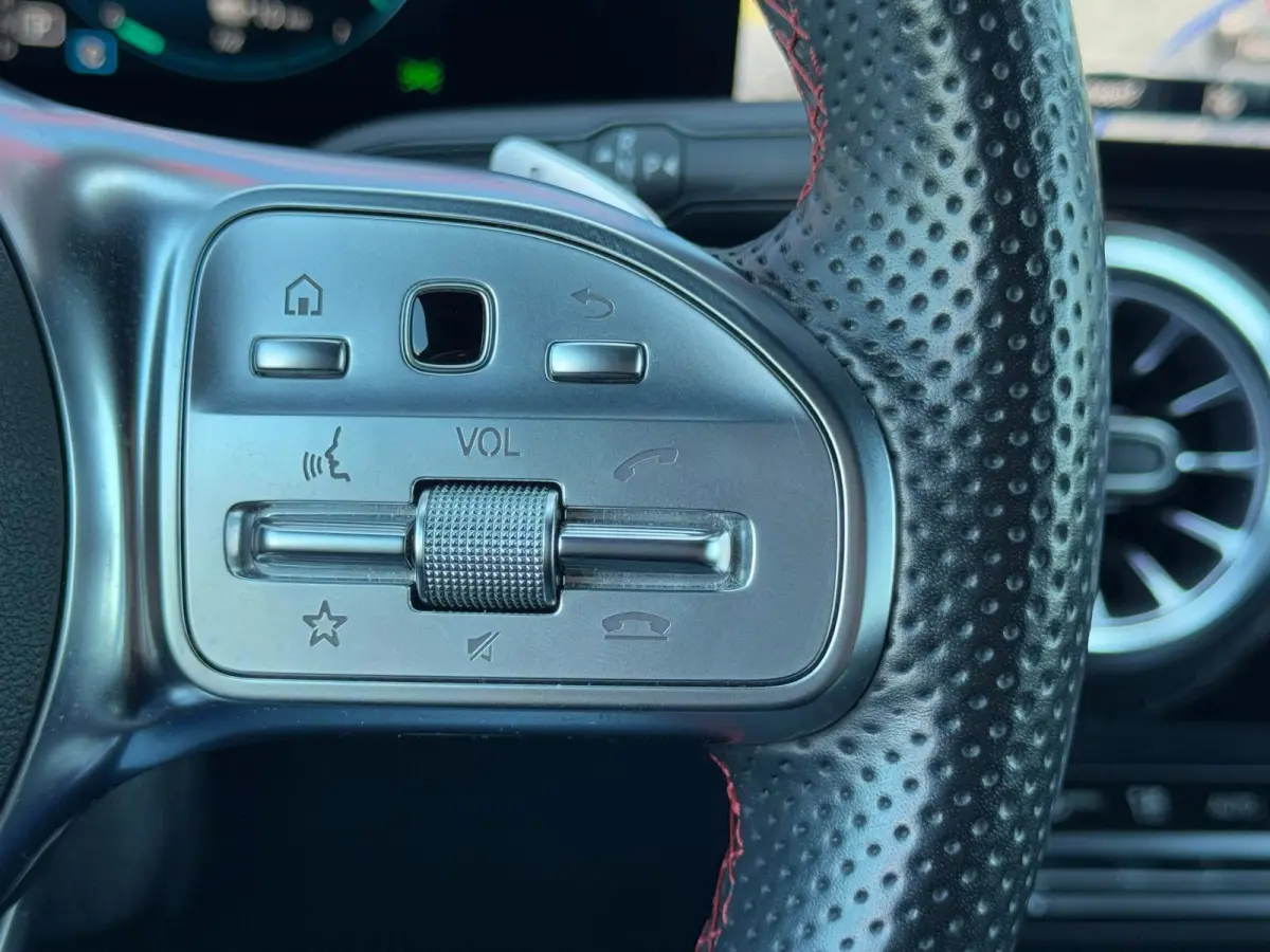 250 e AMG Line | Panorama | Camera | Parksens | Sfeerverlichting | Carplay | Keyless | BTW Auto