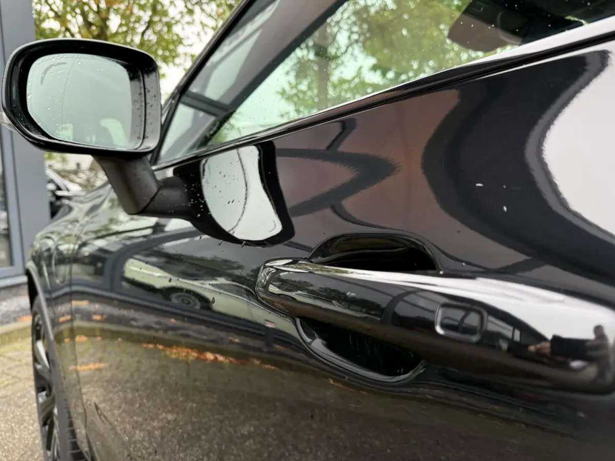 2.0 T6 Plug-in hybrid AWD Plus Black Edition SOH 100% | HARMAN KARDON| PANO| CAMERA | STOEL + STUURVERWARMING| PILOT ASSIST| MEMORY STOELEN| ACHTERBANK VERWARMD|