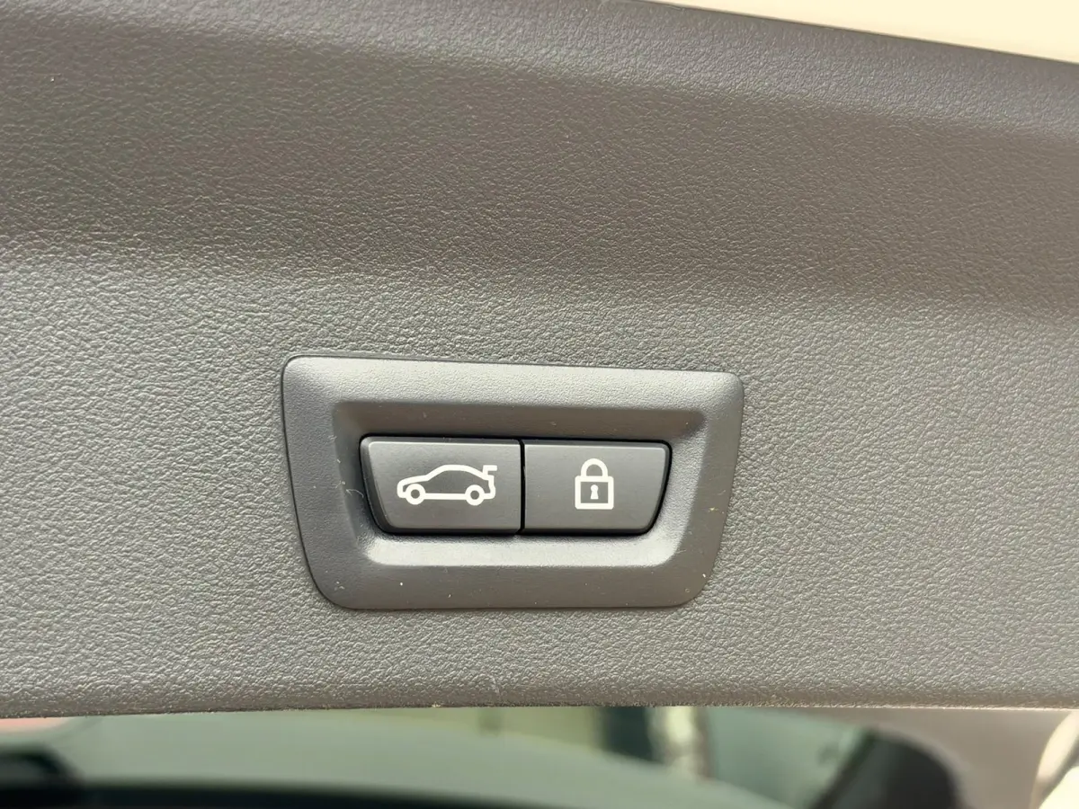 High Executive 80 kWh l SOH 94% l PANO l H/K l HUD l 360 l KEYLESS l ACC l DODE HOEK l EL-STOEL l ORG.NL l DEALER OH