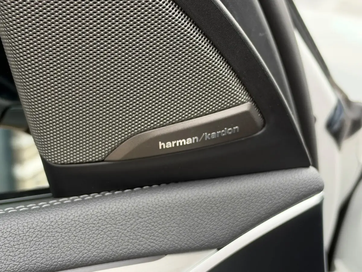 High Executive 80 kWh l SOH 94% l PANO l H/K l HUD l 360 l KEYLESS l ACC l DODE HOEK l EL-STOEL l ORG.NL l DEALER OH