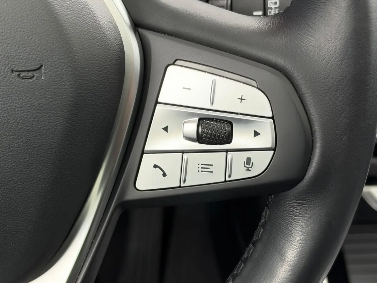 High Executive 80 kWh l SOH 94% l PANO l H/K l HUD l 360 l KEYLESS l ACC l DODE HOEK l EL-STOEL l ORG.NL l DEALER OH