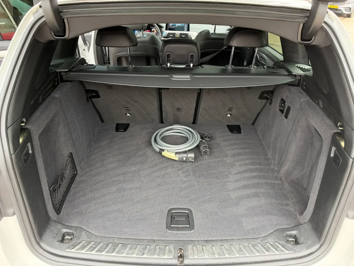 High Executive 80 kWh l SOH 94% l PANO l H/K l HUD l 360 l KEYLESS l ACC l DODE HOEK l EL-STOEL l ORG.NL l DEALER OH
