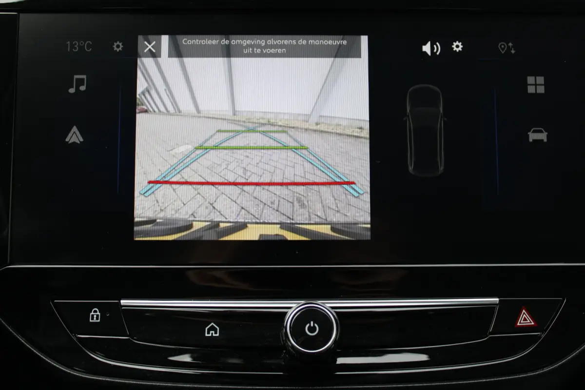 1.2 Turbo Hybrid Business Edition AUTOMAAT / Navigatie via Carplay / Camera / Parkeersensoren / Dodehoek Detectie / LED /