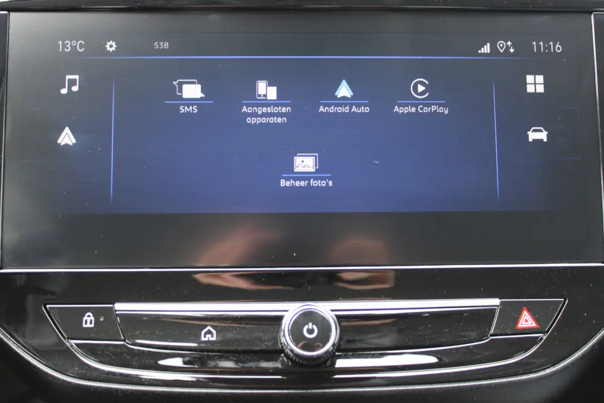 1.2 Turbo Hybrid Business Edition AUTOMAAT / Navigatie via Carplay / Camera / Parkeersensoren / Dodehoek Detectie / LED /