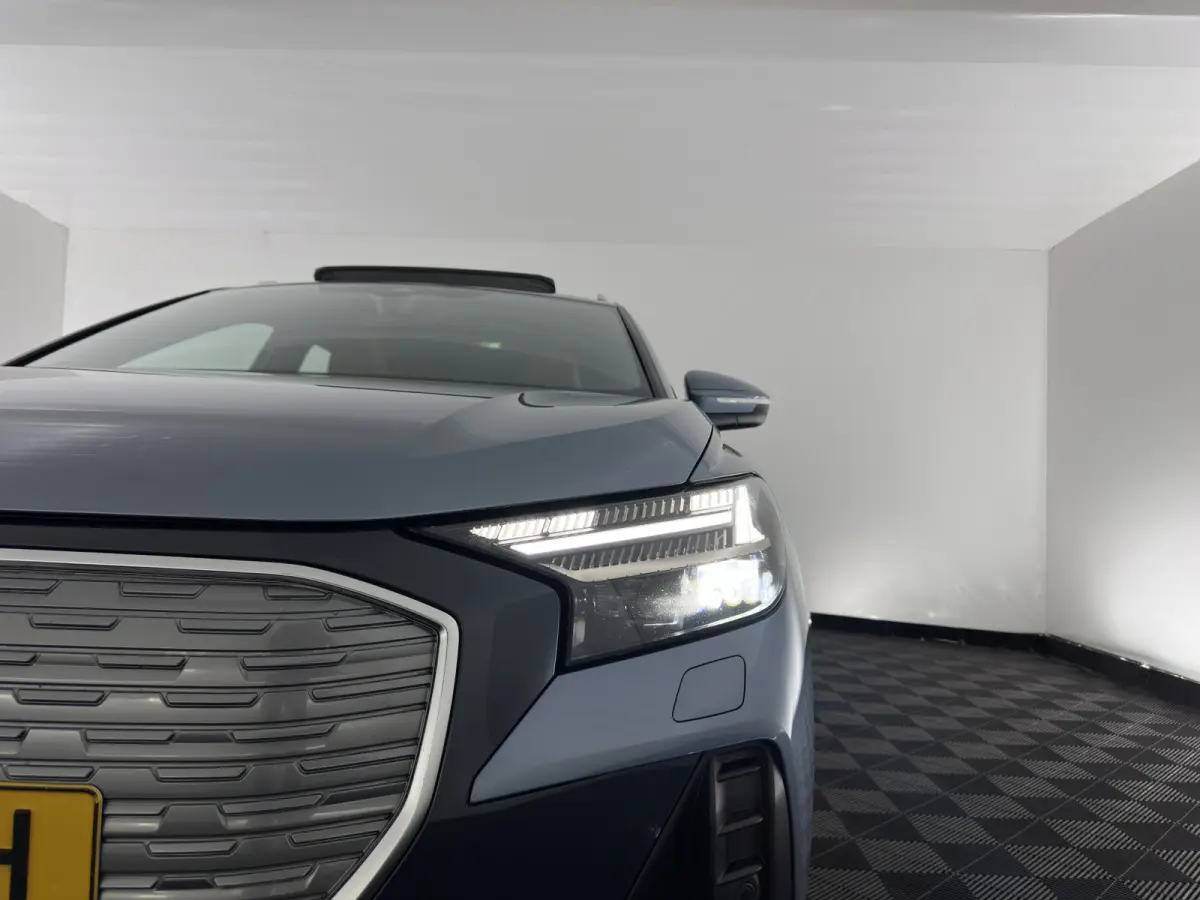 35 Launch edition Advanced Plus 55 kWh (INCL-BTW) Aut. *HEAT-PUMP | PANO | LEATHER | ADAPTIVE-CRUISE | MATRIX-LED | KEYLESS | SONOS-SOUND |  DIGI-COCKPIT | DAB | CARPLAY | HEATED-SPORTSEATS 