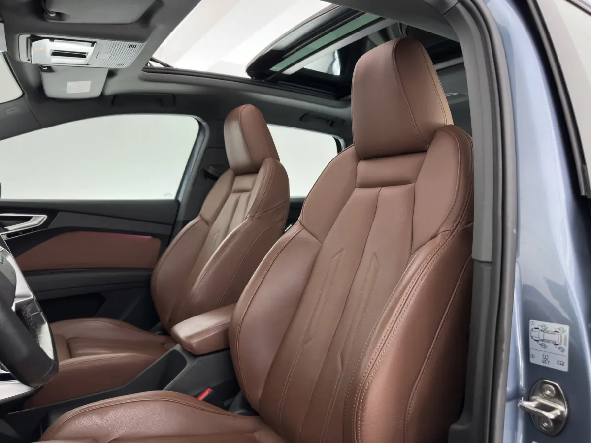 35 Launch edition Advanced Plus 55 kWh (INCL-BTW) Aut. *HEAT-PUMP | PANO | LEATHER | ADAPTIVE-CRUISE | MATRIX-LED | KEYLESS | SONOS-SOUND |  DIGI-COCKPIT | DAB | CARPLAY | HEATED-SPORTSEATS 