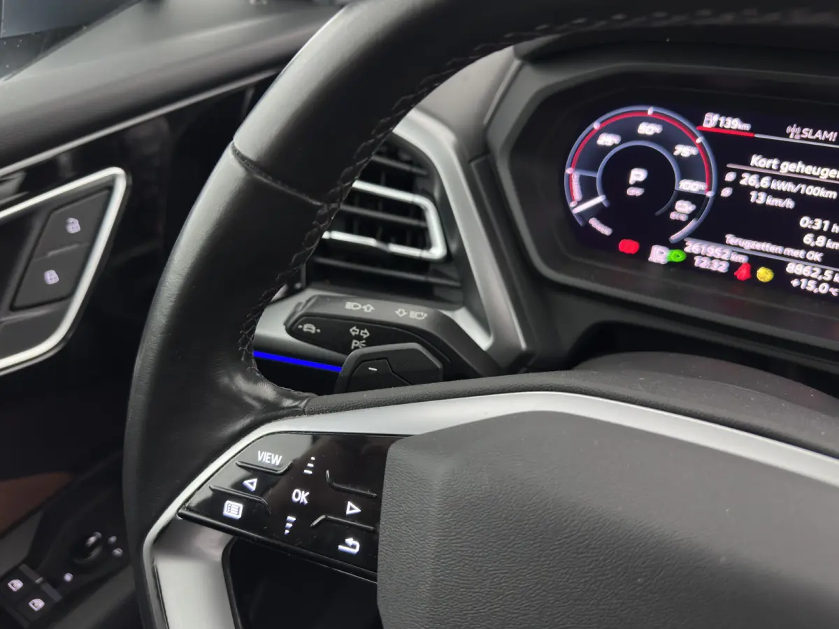 35 Launch edition Advanced Plus 55 kWh (INCL-BTW) Aut. *HEAT-PUMP | PANO | LEATHER | ADAPTIVE-CRUISE | MATRIX-LED | KEYLESS | SONOS-SOUND |  DIGI-COCKPIT | DAB | CARPLAY | HEATED-SPORTSEATS 
