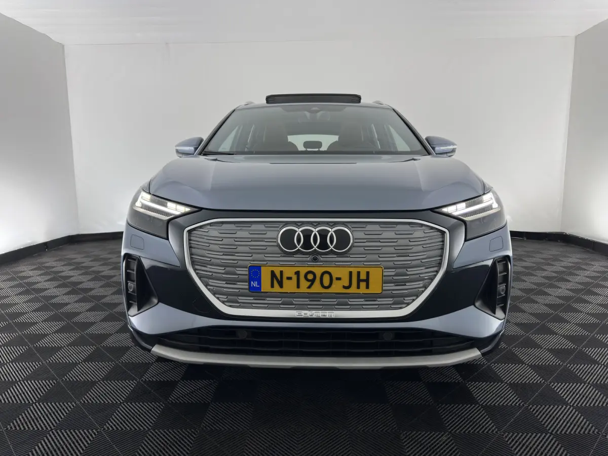 35 Launch edition Advanced Plus 55 kWh (INCL-BTW) Aut. *HEAT-PUMP | PANO | LEATHER | ADAPTIVE-CRUISE | MATRIX-LED | KEYLESS | SONOS-SOUND |  DIGI-COCKPIT | DAB | CARPLAY | HEATED-SPORTSEATS 