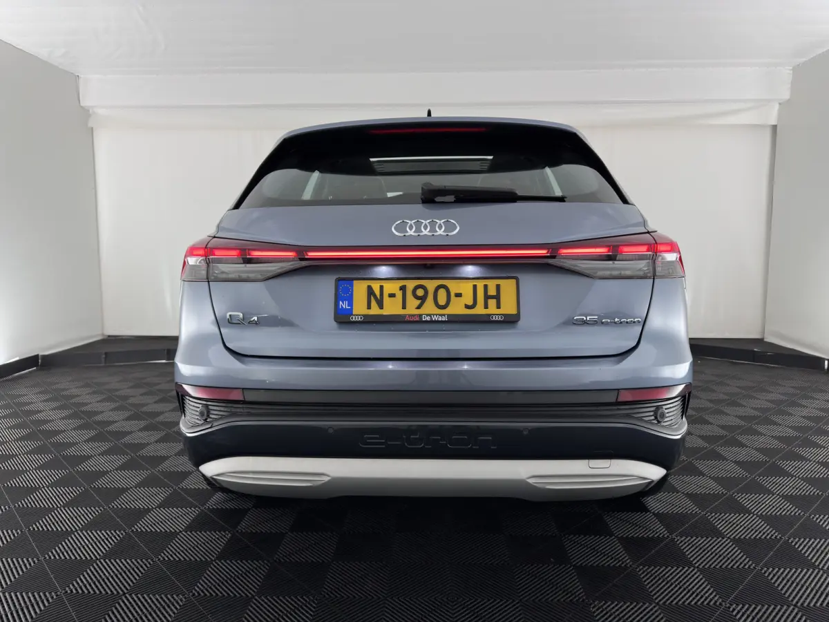 35 Launch edition Advanced Plus 55 kWh (INCL-BTW) Aut. *HEAT-PUMP | PANO | LEATHER | ADAPTIVE-CRUISE | MATRIX-LED | KEYLESS | SONOS-SOUND |  DIGI-COCKPIT | DAB | CARPLAY | HEATED-SPORTSEATS 