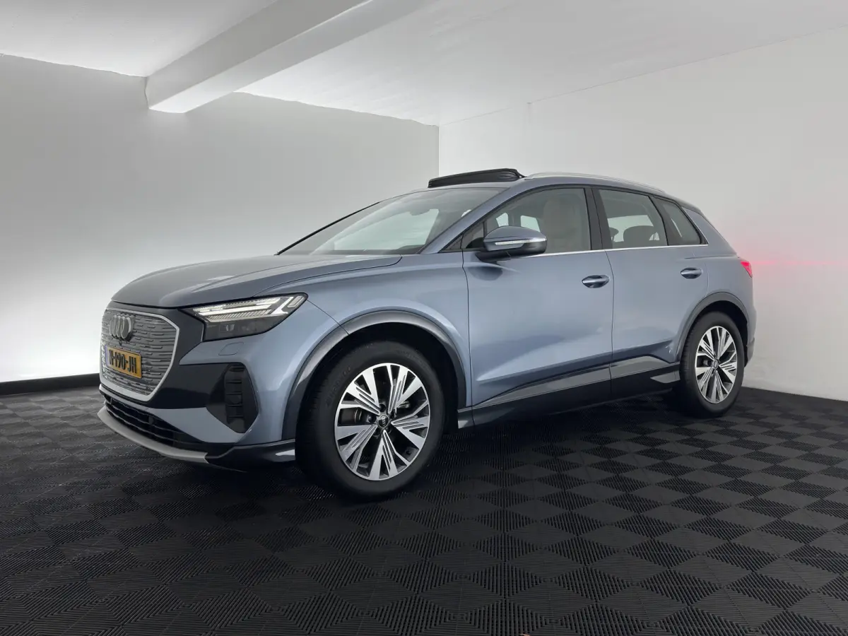 35 Launch edition Advanced Plus 55 kWh (INCL-BTW) Aut. *HEAT-PUMP | PANO | LEATHER | ADAPTIVE-CRUISE | MATRIX-LED | KEYLESS | SONOS-SOUND |  DIGI-COCKPIT | DAB | CARPLAY | HEATED-SPORTSEATS 