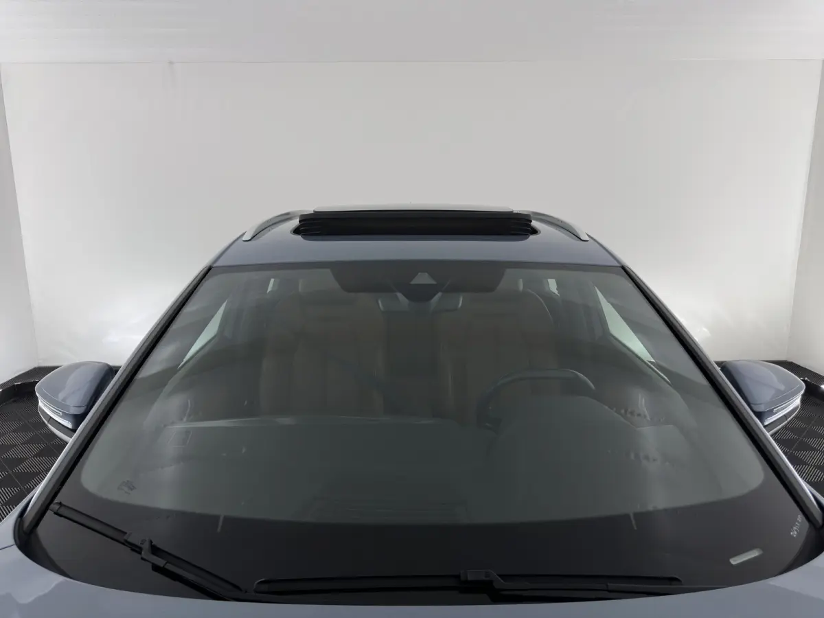 35 Launch edition Advanced Plus 55 kWh (INCL-BTW) Aut. *HEAT-PUMP | PANO | LEATHER | ADAPTIVE-CRUISE | MATRIX-LED | KEYLESS | SONOS-SOUND |  DIGI-COCKPIT | DAB | CARPLAY | HEATED-SPORTSEATS 