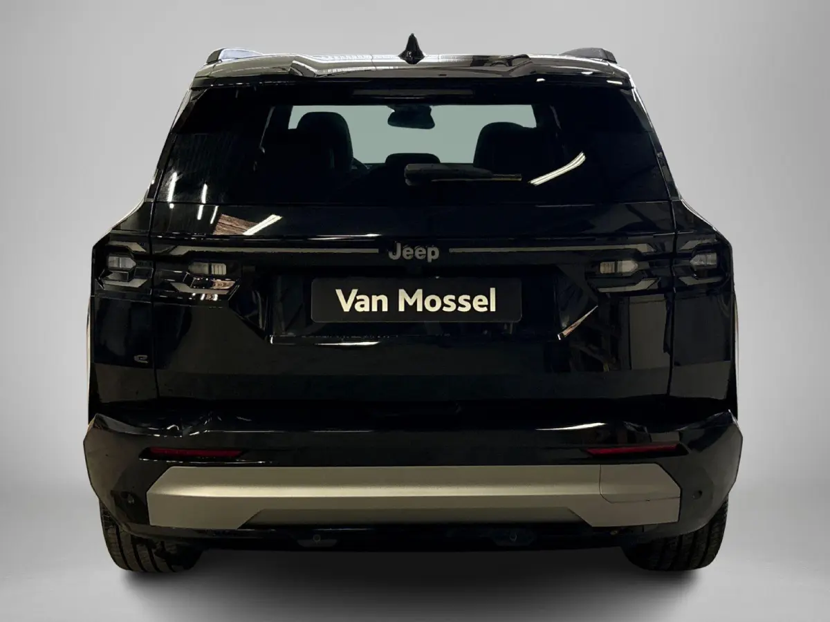 First Edition 74 kWh | VOORRAAD VOORDEEL TOT € 4.000,- + GRATIS SCHUIFDAK! T.W.V. € 1.100,- | Camera 360 | Parkeersensoren voor en achter | Premium pack | Convience pack | Warmtepomp | 2