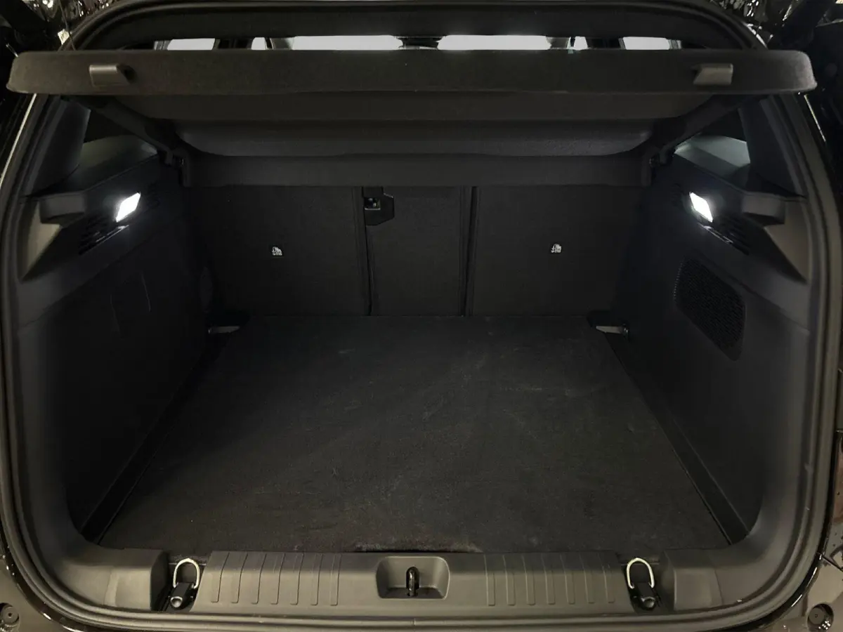 First Edition 74 kWh | VOORRAAD VOORDEEL TOT € 4.000,- + GRATIS SCHUIFDAK! T.W.V. € 1.100,- | Camera 360 | Parkeersensoren voor en achter | Premium pack | Convience pack | Warmtepomp | 2