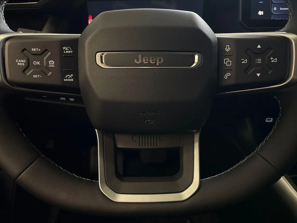 First Edition 74 kWh | VOORRAAD VOORDEEL TOT € 4.000,- + GRATIS SCHUIFDAK! T.W.V. € 1.100,- | Camera 360 | Parkeersensoren voor en achter | Premium pack | Convience pack | Warmtepomp | 2
