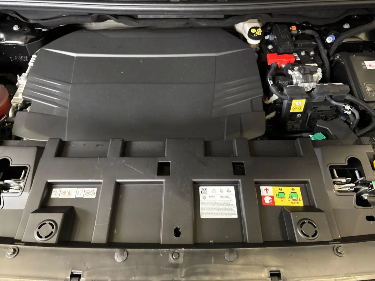 First Edition 74 kWh | VOORRAAD VOORDEEL TOT € 4.000,- + GRATIS SCHUIFDAK! T.W.V. € 1.100,- | Camera 360 | Parkeersensoren voor en achter | Premium pack | Convience pack | Warmtepomp | 2
