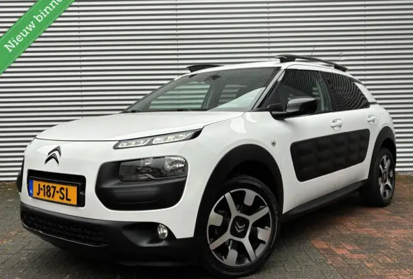 1.2 PureTech One-Tone Airco Cruise Led 2017 Eerste Eigenaar Historie Aanwezig Distributieriem Recent Vervangen