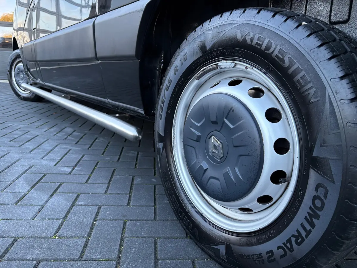 T35 2.3 dCi 135 L2H2 Trekhaak/Camera/Climatronic/Cruise/3persoons/Sidebars/1Ste Eigenaar