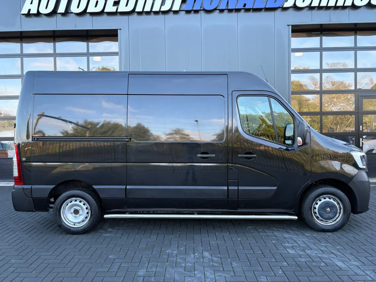 T35 2.3 dCi 135 L2H2 Trekhaak/Camera/Climatronic/Cruise/3persoons/Sidebars/1Ste Eigenaar