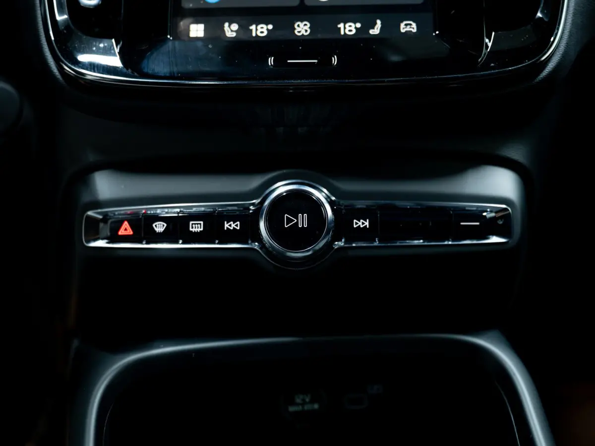 Single Motor Ext. Range Plus Bl. Ed. Europa 82 kWh | Pano | 360° | Carplay | Winterpakket | Keyless |