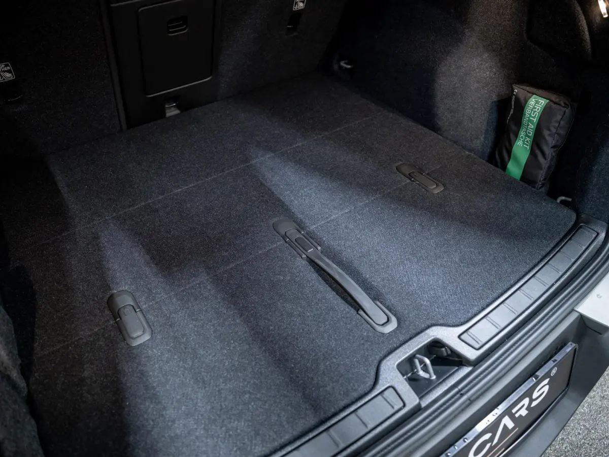 Single Motor Ext. Range Plus Bl. Ed. Europa 82 kWh | Pano | 360° | Carplay | Winterpakket | Keyless |