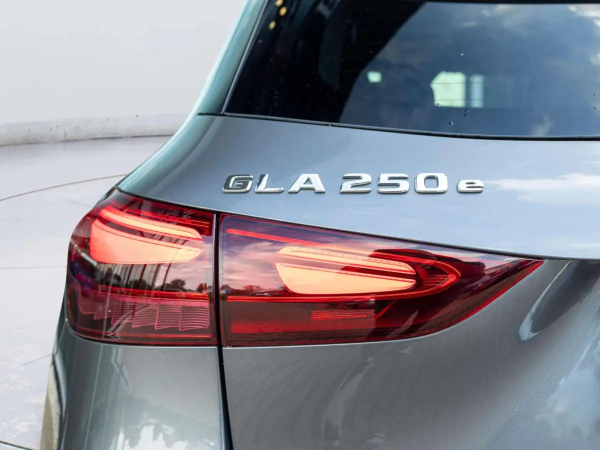 250 e Star Edition Luxury Line | Trekhaak
