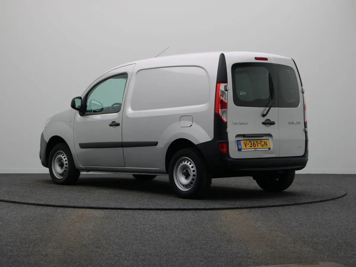 1.5 dCi 75pk Comfort | Marge | Dealeronderhouden | 1e eigenaar | Ramen achter | half hoog tussenschot |