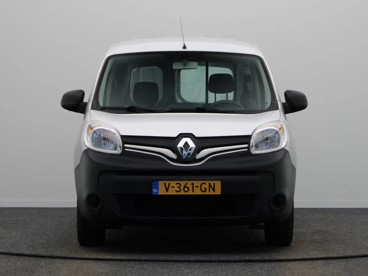 1.5 dCi 75pk Comfort | Marge | Dealeronderhouden | 1e eigenaar | Ramen achter | half hoog tussenschot |