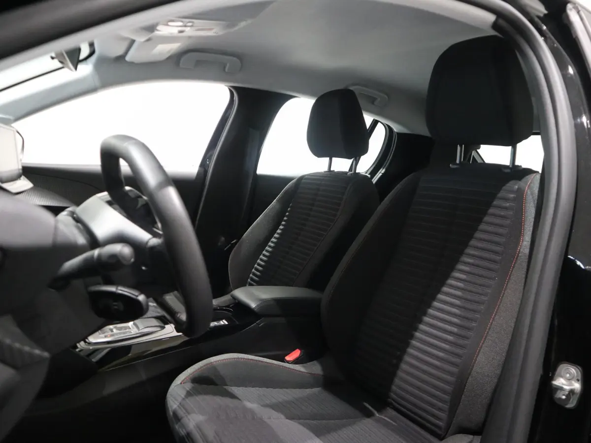 EV Active Pack 50 kWh ANDROID AUTO/ APPLE CARPLAY - NAVIGATIE - CRUISE CONTROL