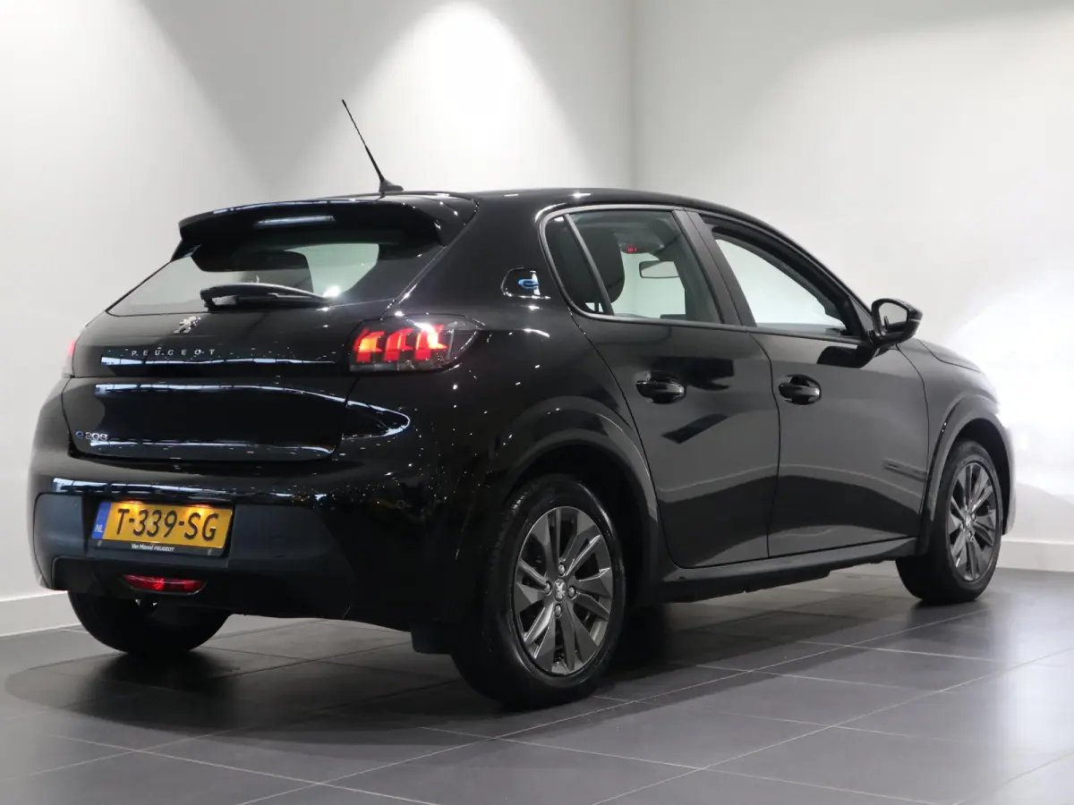 EV Active Pack 50 kWh ANDROID AUTO/ APPLE CARPLAY - NAVIGATIE - CRUISE CONTROL