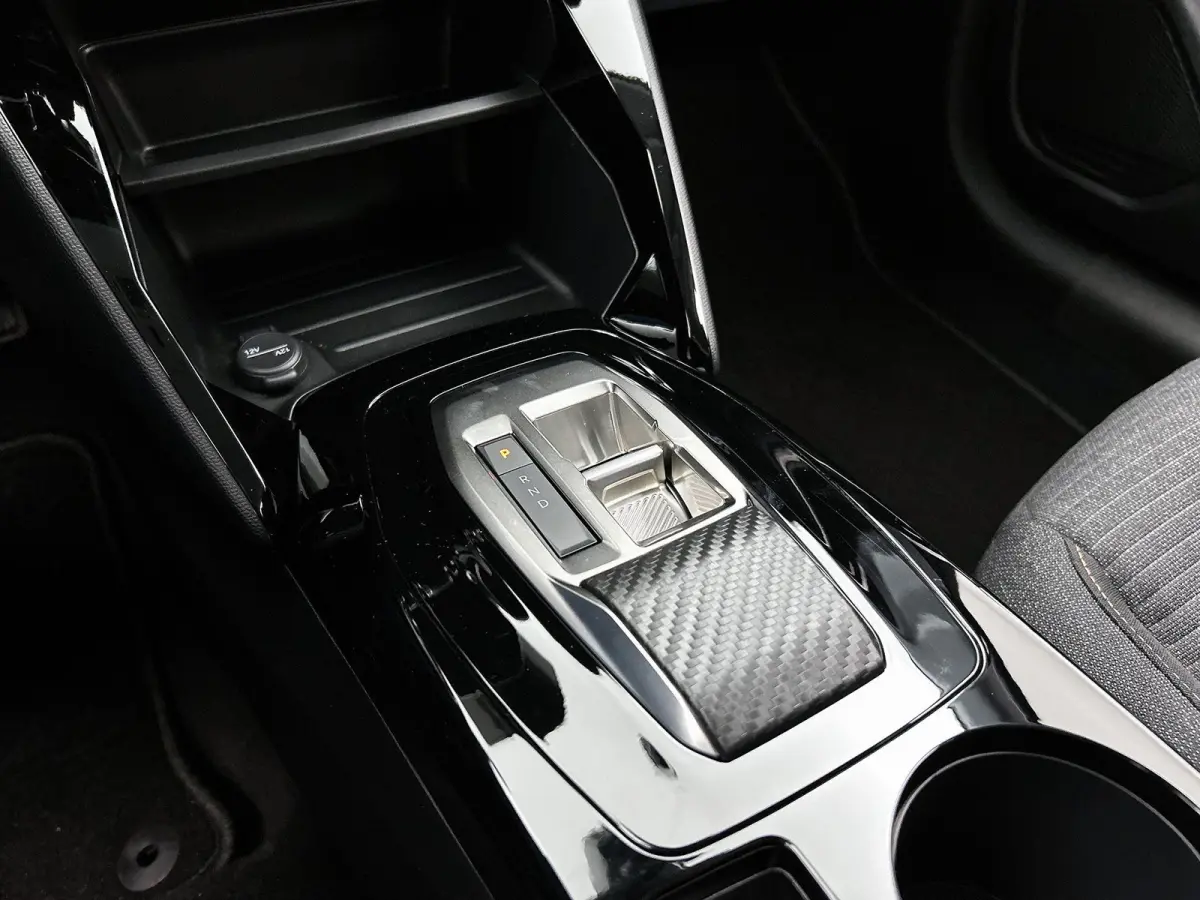 Business Hybrid 110 e-DCS6 | Navigatie | Achteruitrijcamera | Climate Control | Cruise Control | Apple Carplay/Android Auto |