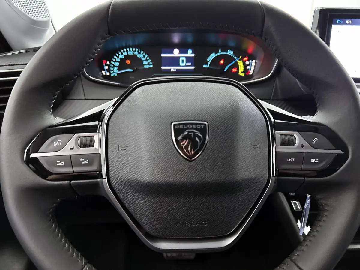 Business Hybrid 110 e-DCS6 | Navigatie | Achteruitrijcamera | Climate Control | Cruise Control | Apple Carplay/Android Auto |