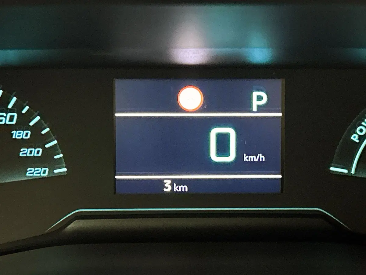 Business Hybrid 110 e-DCS6 | Navigatie | Achteruitrijcamera | Climate Control | Cruise Control | Apple Carplay/Android Auto |