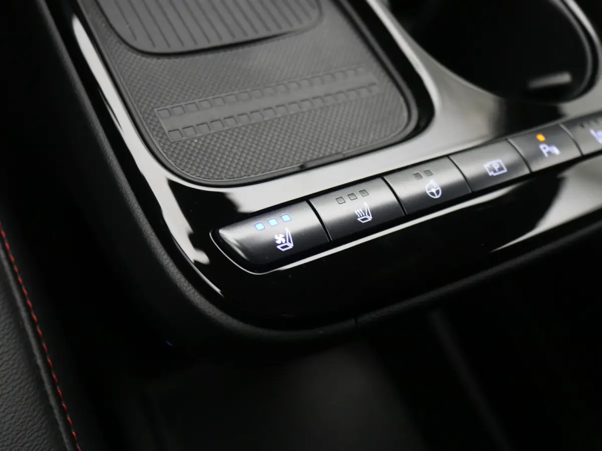 N Line 4WD | Apple Carplay/Android Auto|telefoonintegratie premium | Audio installatie premium | Head-up display