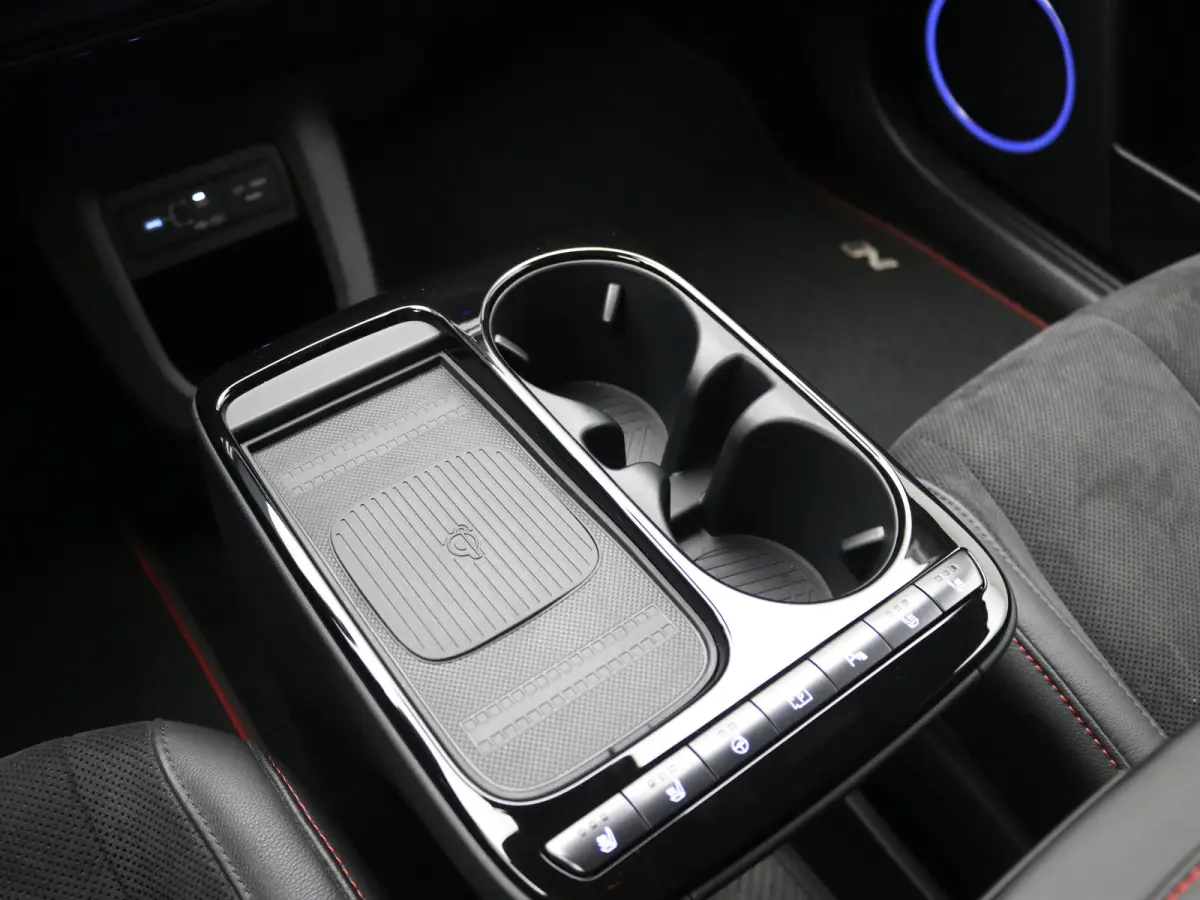 N Line 4WD | Apple Carplay/Android Auto|telefoonintegratie premium | Audio installatie premium | Head-up display