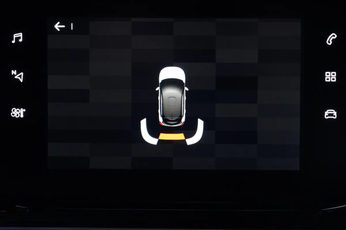 1.2 PureTech Feel, NL, CarPlay, PDC, clima, dis. v.v.
