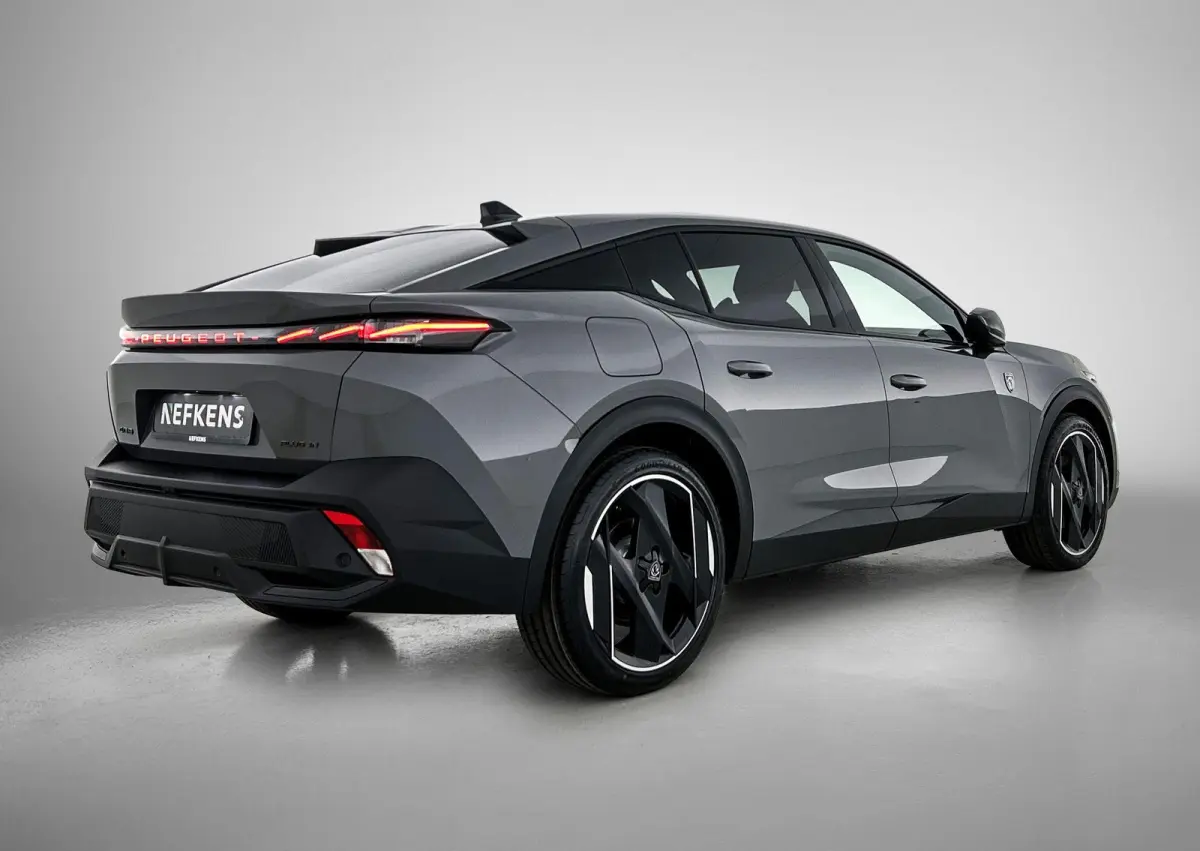 1.6 GT Exclusive Plug-In Hybrid 240 | Elektrisch Verstelbare Voorstoelen | Lederen Bekleding | Stoel/Stuurverwarming | Panoramisch Schuif/Kantel Dak | Handsfree Kofferklep |