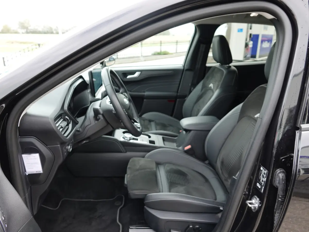 2.5 PHEV Active X MEMORY | ADAPT. CRUISE | H-LEER | LMV