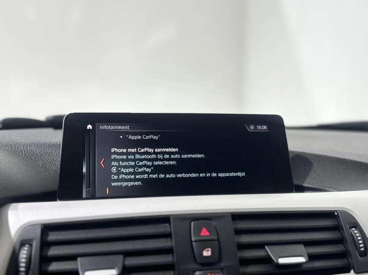 318i High Executive|CARPLAY|CAMERA|NAVI