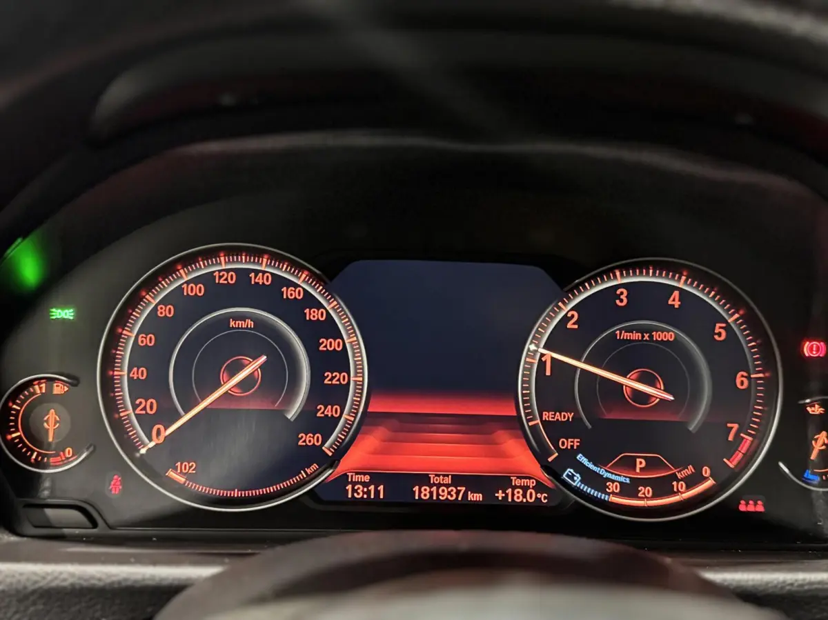 318i High Executive|CARPLAY|CAMERA|NAVI