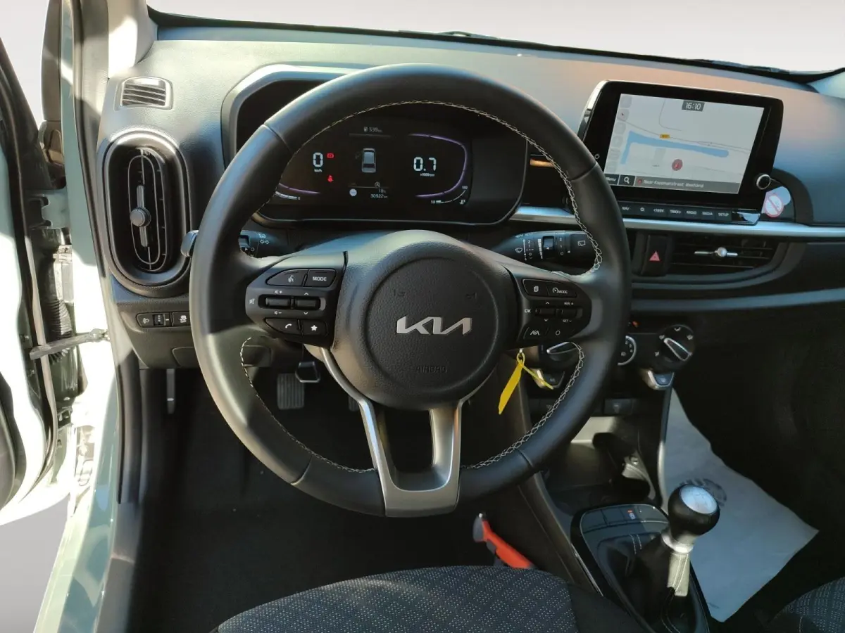 1.0 DPI DynamicPlusLine | Apple Carplay / Android Auto | Navigatiesysteem | Lichtsensor | Parkeersensoren + Camera Achter | Cruise Control | Rijstrooksensor + Correctie | 14" Lichtmetalen ve