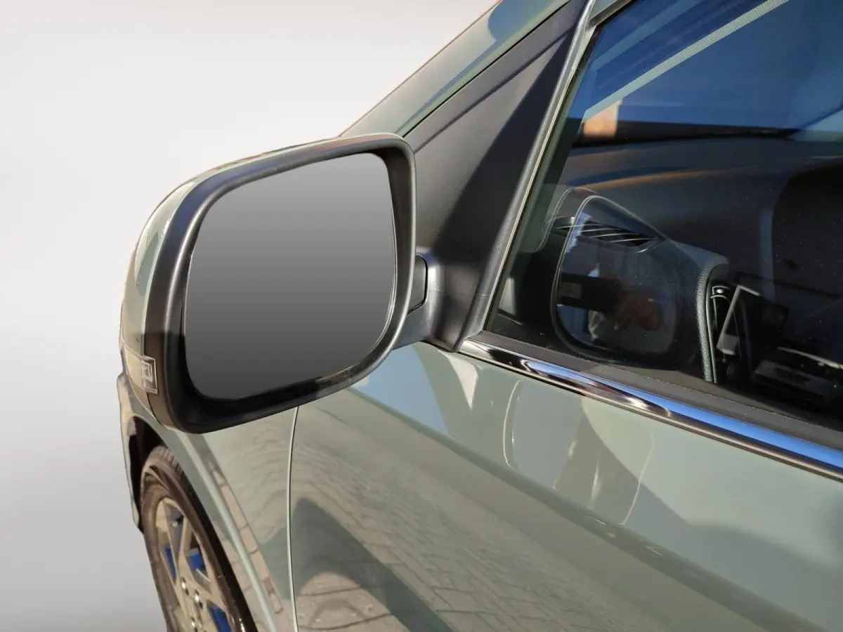 1.0 DPI DynamicPlusLine | Apple Carplay / Android Auto | Navigatiesysteem | Lichtsensor | Parkeersensoren + Camera Achter | Cruise Control | Rijstrooksensor + Correctie | 14" Lichtmetalen ve