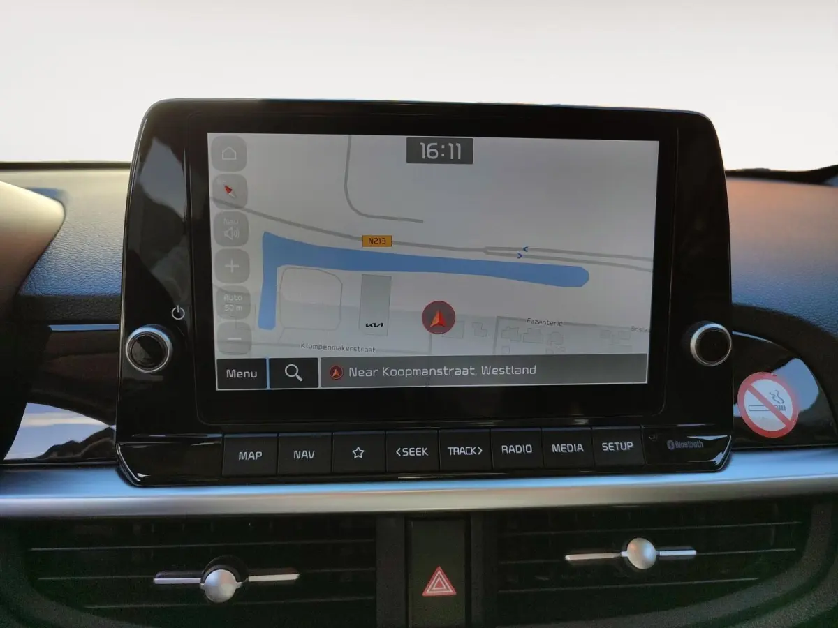 1.0 DPI DynamicPlusLine | Apple Carplay / Android Auto | Navigatiesysteem | Lichtsensor | Parkeersensoren + Camera Achter | Cruise Control | Rijstrooksensor + Correctie | 14" Lichtmetalen ve